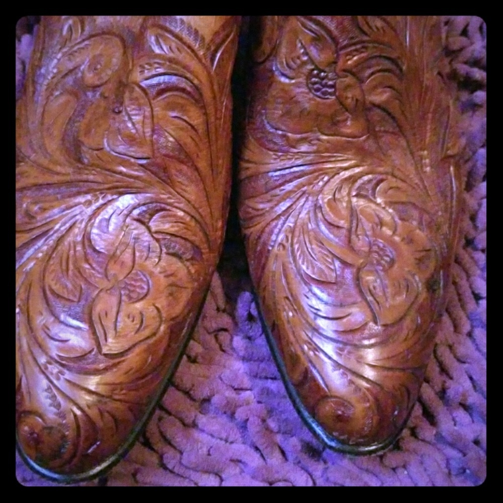 Mexican clogs